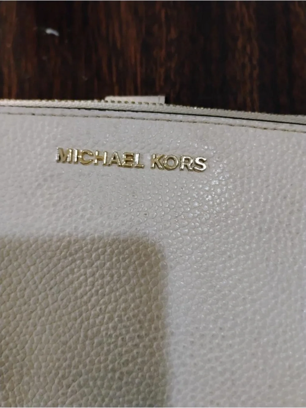 Michael Kors White Leather Zip Around Wallet Wristlet Continental Gold Logo